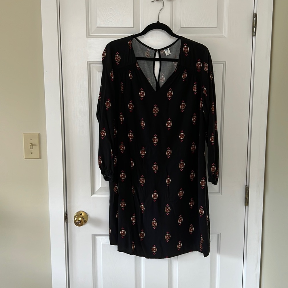 This black Old Navy dress is a size XL